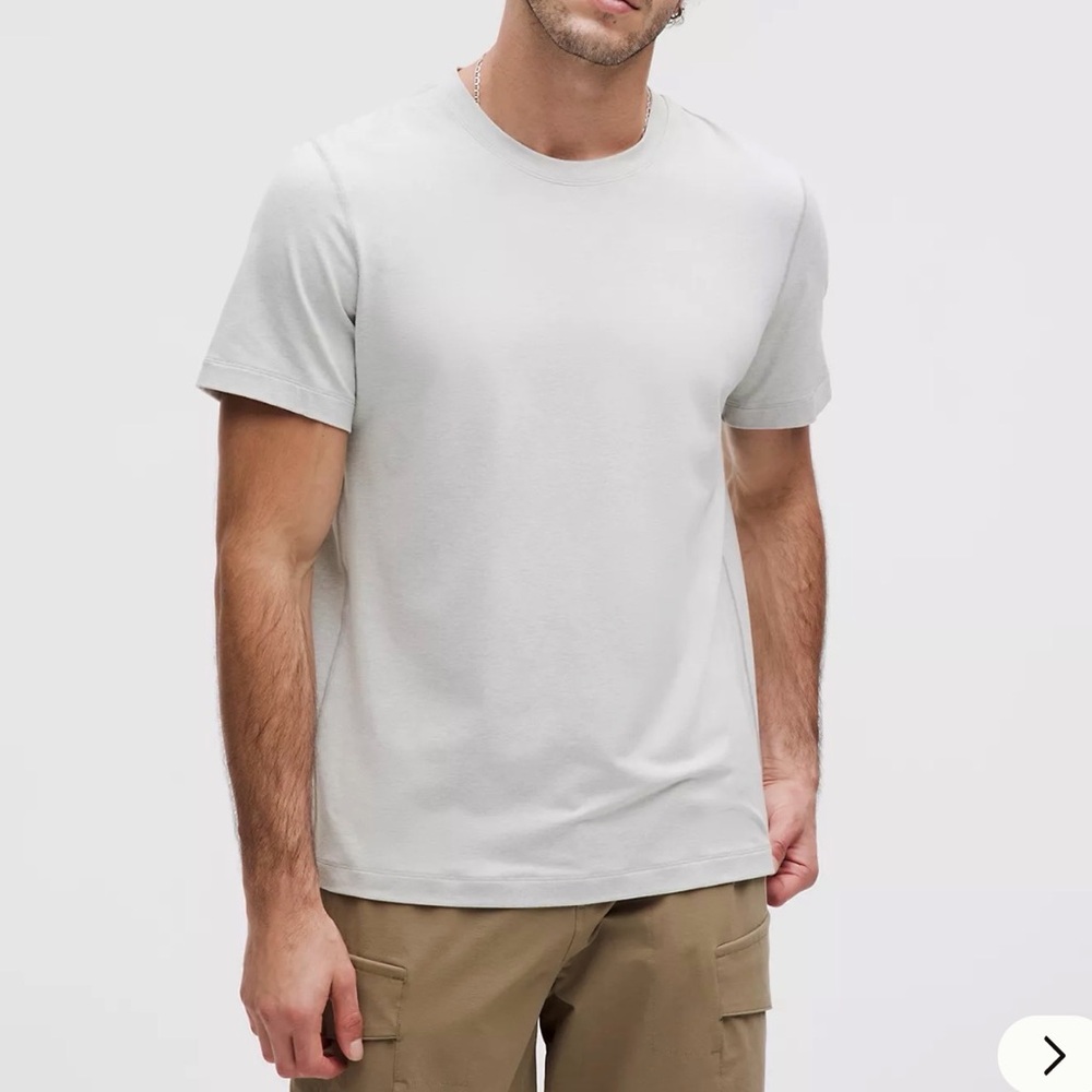 Lululemon Men's Classic Gray T-Shirt soft jersey Short sleeve